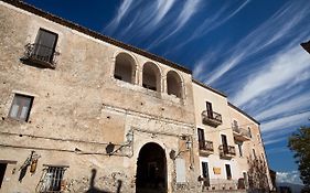 Castello Di Altomonte
